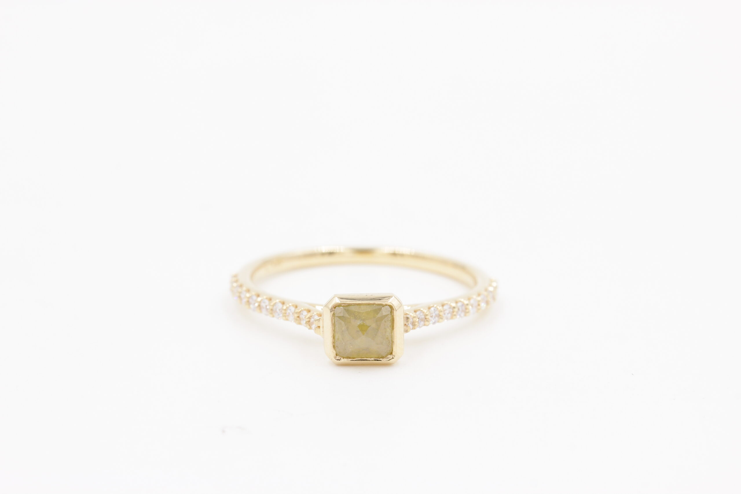 18k Yellow Gold Square Rose-Cut Yellow Diamond Ring